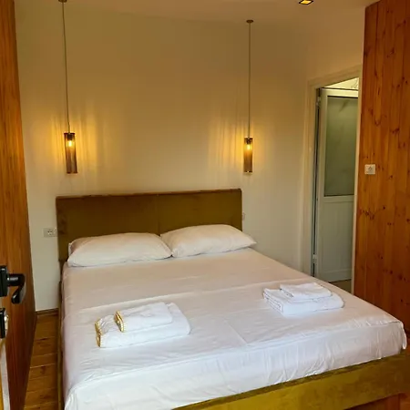 Villa Verde Vlore מלון דירות *